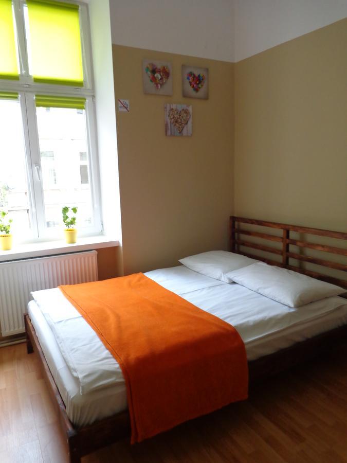 Lolek Hostel Люблин Екстериор снимка