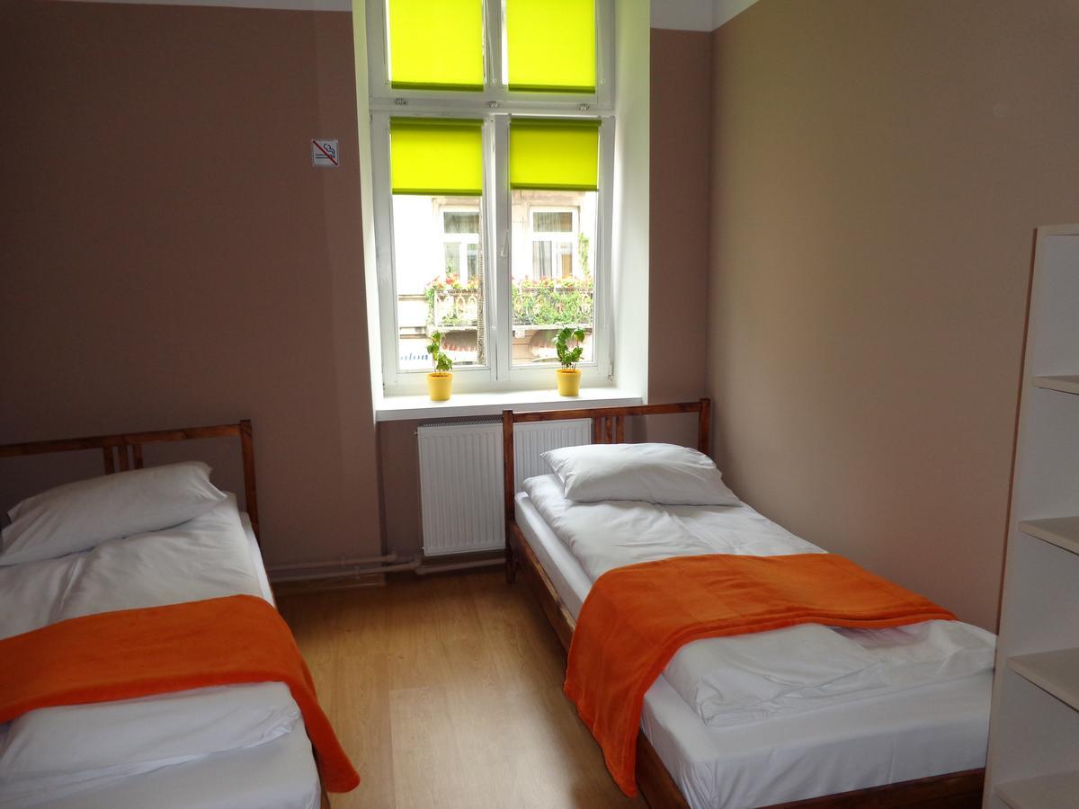 Lolek Hostel Люблин Екстериор снимка