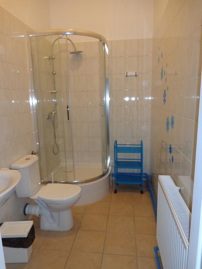 Lolek Hostel Люблин Екстериор снимка